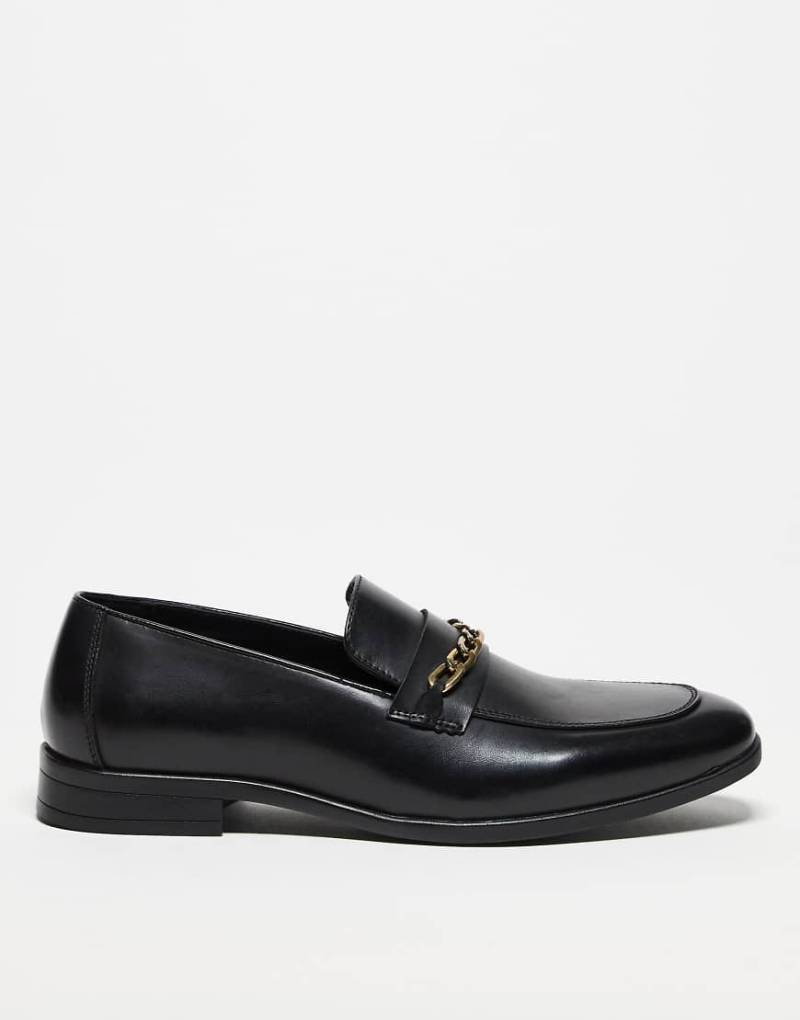 ASOS DESIGN - Loafer in Schwarz mit goldfarbener Kette von ASOS DESIGN