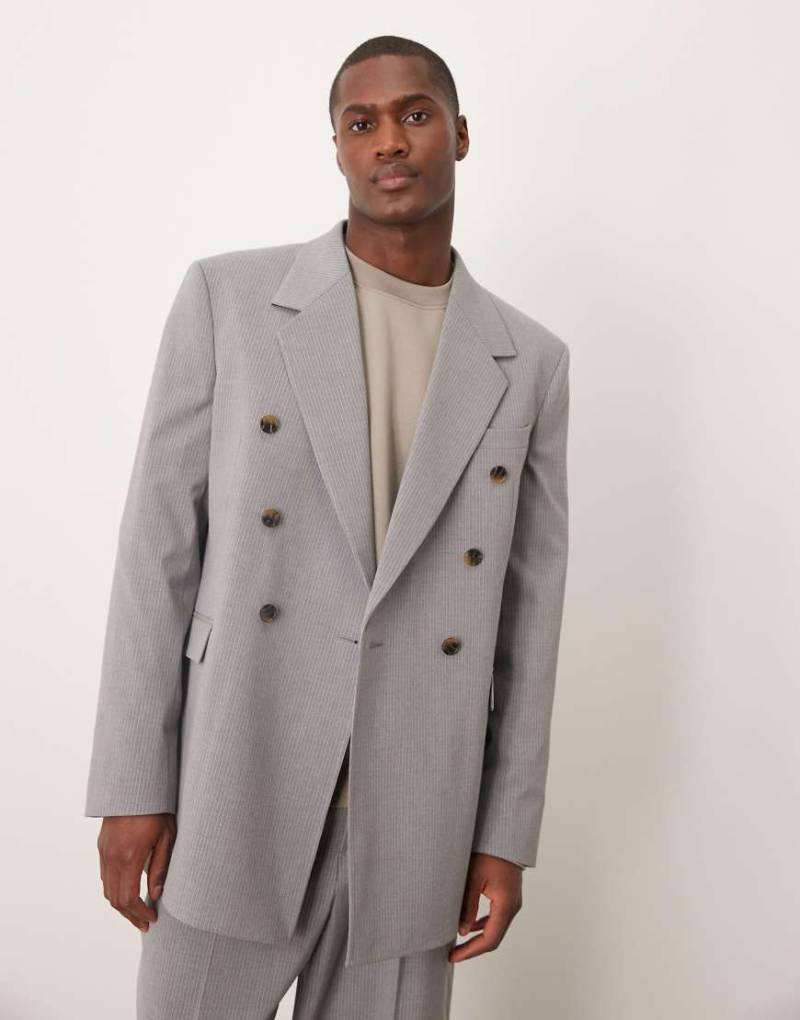 ASOS DESIGN - Relaxed Fit Anzugjacke in Grau mit Nadelstreifen von ASOS DESIGN