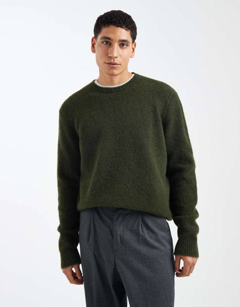 ASOS DESIGN - Locker geschnittener Strickpullover in Grün mit Rundhalsausschnitt von ASOS DESIGN