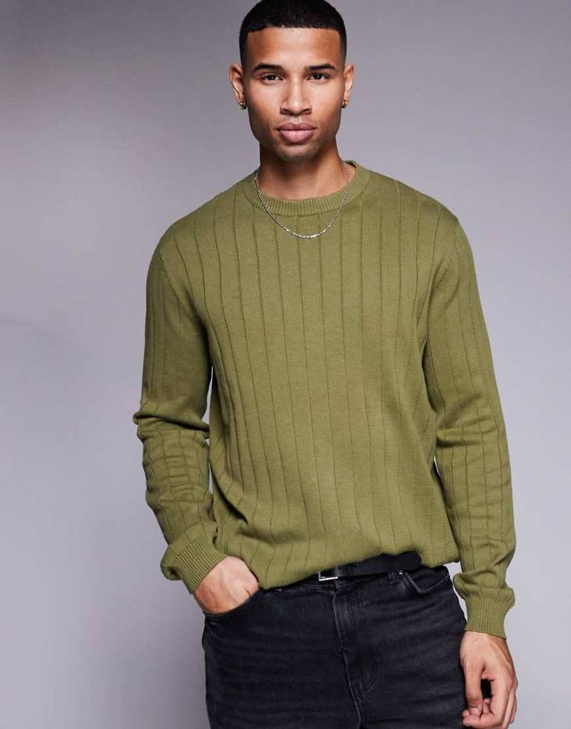 ASOS DESIGN - Locker geschnittener Strickpullover in Khaki mit breiter Rippenstruktur-Grün von ASOS DESIGN