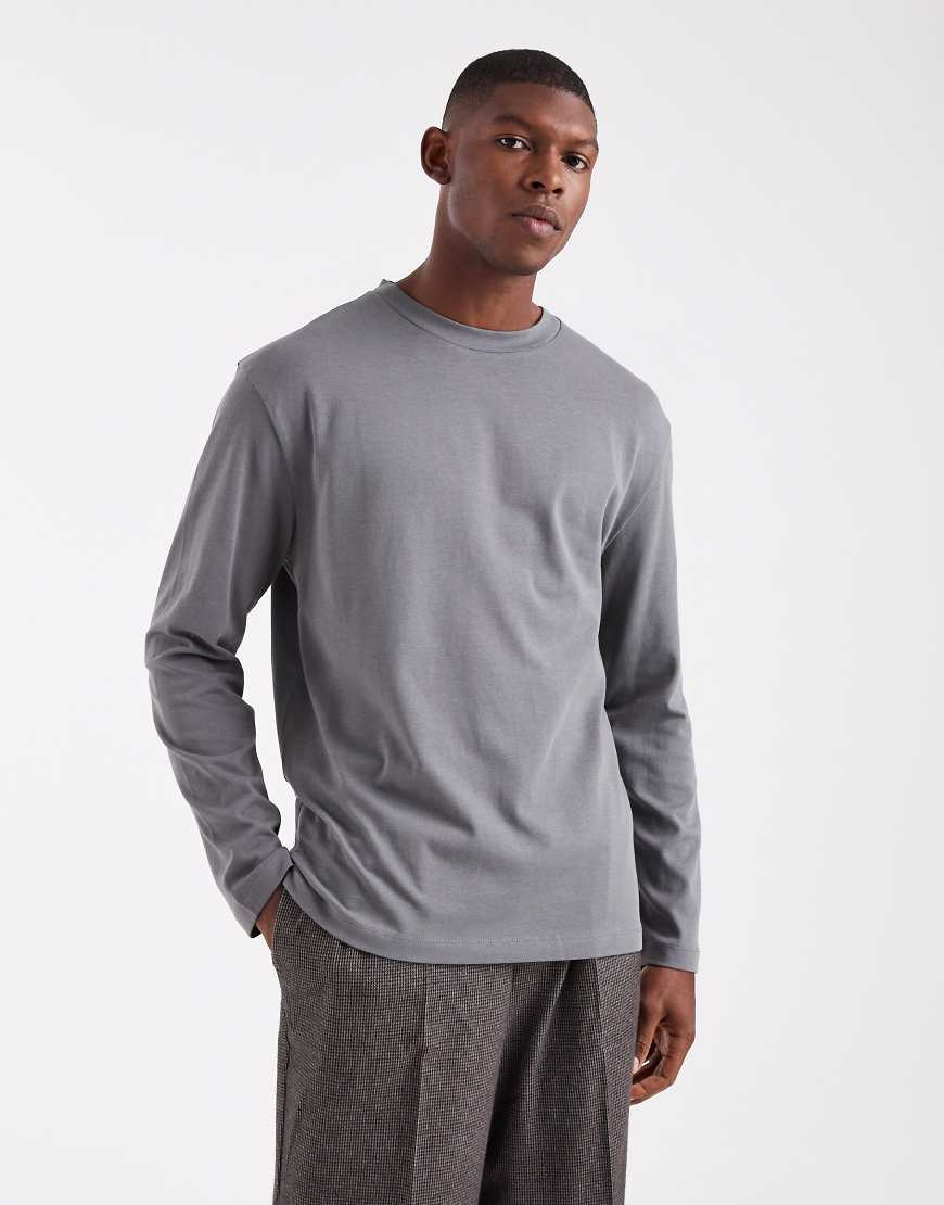 ASOS DESIGN - Locker geschnittenes, langärmliges T-Shirt aus schwerem Stoff in Grau von ASOS DESIGN