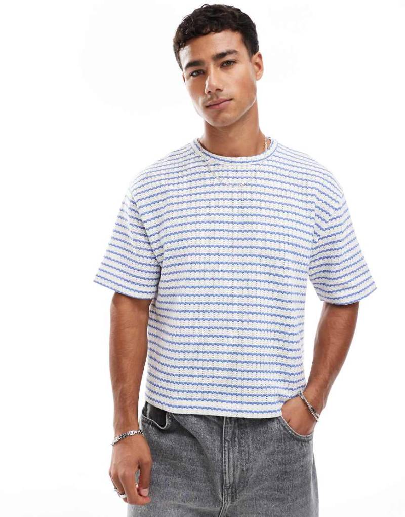 ASOS DESIGN - Locker geschnittenes, schweres Cropped-T-Shirt mit Strukturstreifen in Blau-Bunt von ASOS DESIGN
