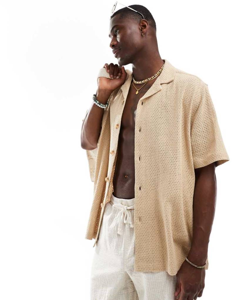 ASOS DESIGN - Locker geschnittenes, strukturiertes Hemd in Beige mit Reverskragen-Neutral von ASOS DESIGN