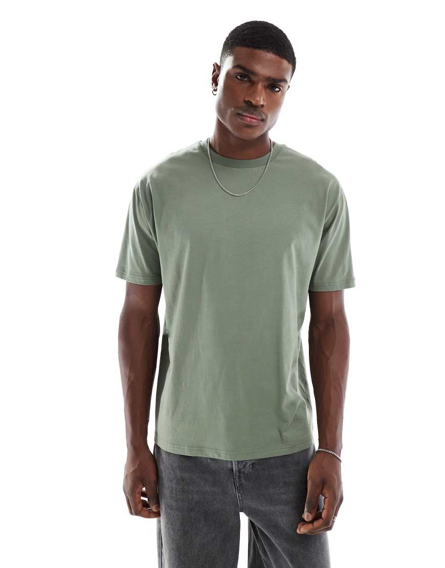 ASOS DESIGN - Basic-T-Shirt mit Relaxed Fit in Salbeigrün von ASOS DESIGN