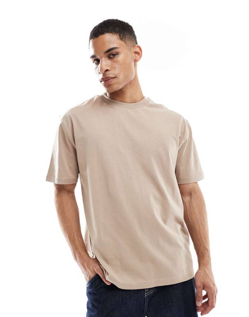 ASOS DESIGN - Relaxed Fit Basic-T-Shirt in Steinbeige-Neutral von ASOS DESIGN