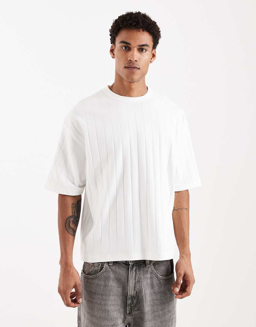 ASOS DESIGN - Locker geschnittenes T-Shirt in Weiß mit Rippenstruktur von ASOS DESIGN