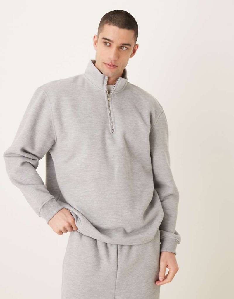 ASOS DESIGN - Locker geschnittenes Pikee-Sweatshirt in meliertem Grau mit kurzem Reißverschluss von ASOS DESIGN