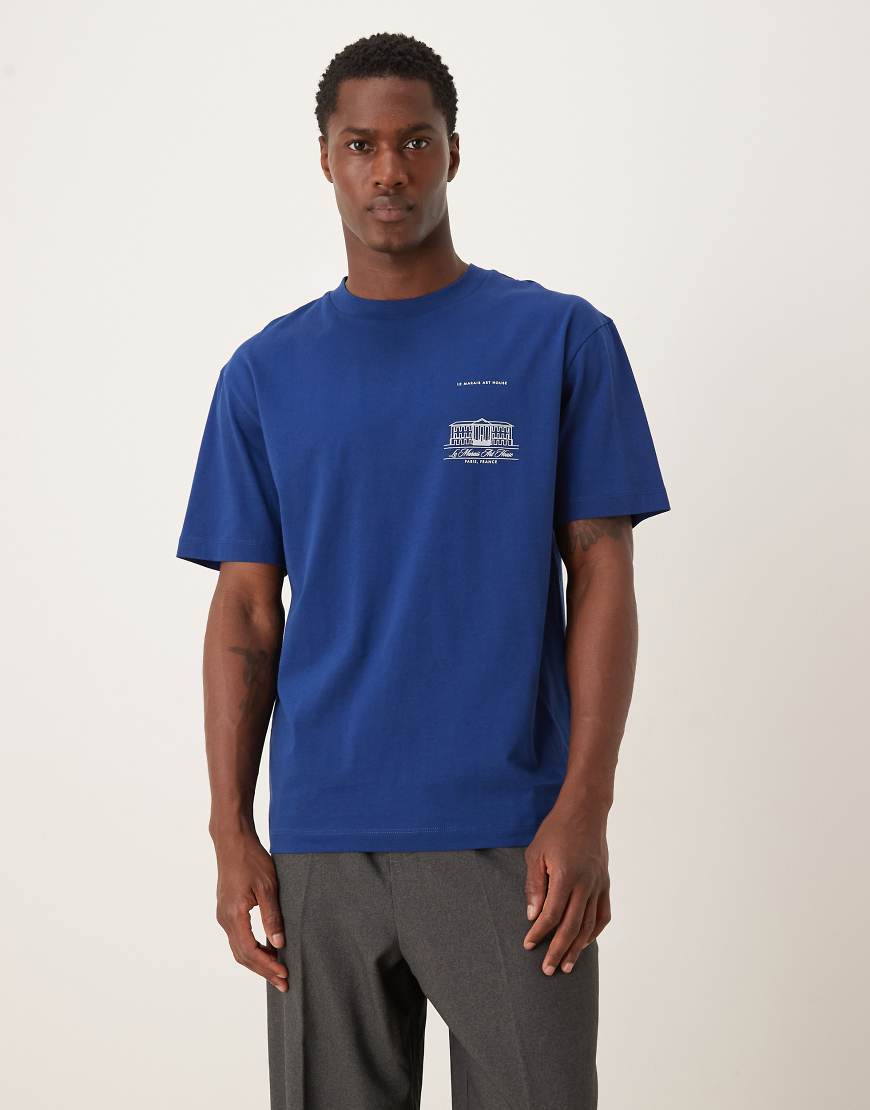 ASOS DESIGN - Locker geschnittenes T-Shirt in Blau mit „Paris"-Grafik von ASOS DESIGN