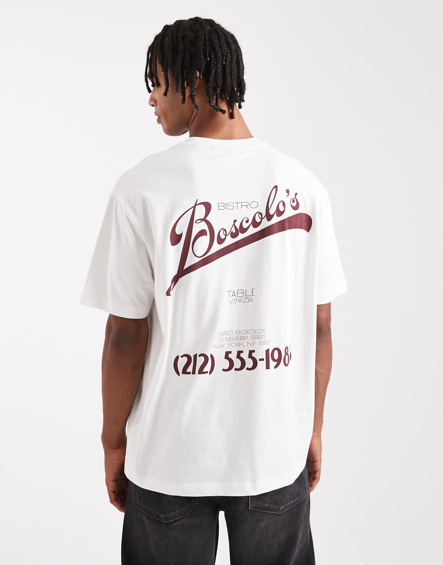 ASOS DESIGN - Locker geschnittenes T-Shirt in Weiß mit Textgrafik von ASOS DESIGN