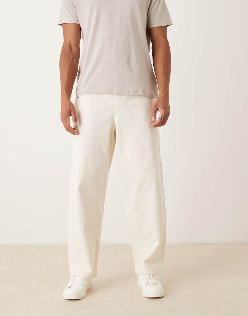 ASOS DESIGN - Locker sitzende Hose in Ecru mit Tunnelzug und geradem Schnitt-Weiß ASOS DESIGN - Locker sitzende Hose in Ecru mit Tunnelzug und geradem Schnitt-Weiß von ASOS DESIGN