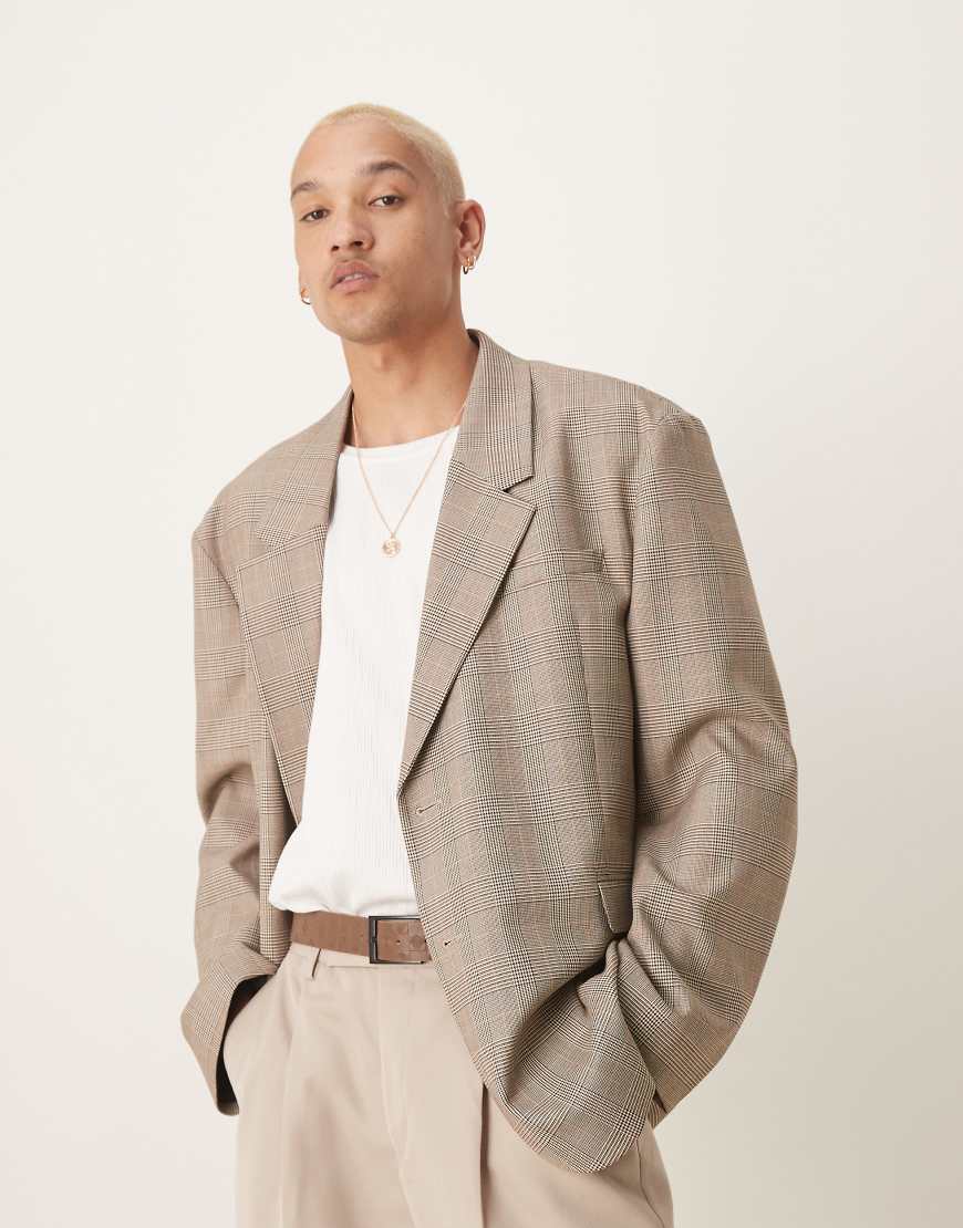 ASOS DESIGN - Lockerer Oversize-Blazer in kariertem Braun ASOS DESIGN - Lockerer Oversize-Blazer in kariertem Braun von ASOS DESIGN