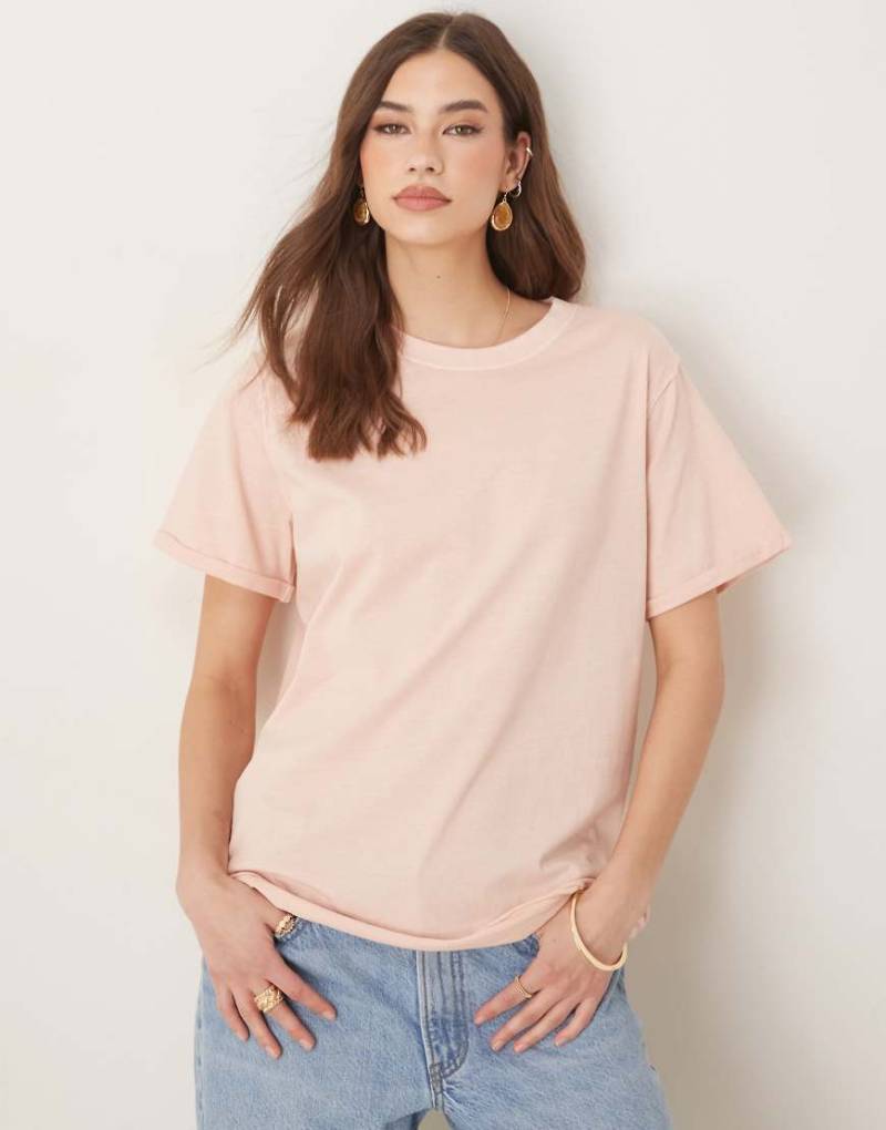 ASOS DESIGN - Lockeres T-Shirt in verwaschenem Rosé mit ungesäumten Kanten und regulärer Passform-Rosa von ASOS DESIGN
