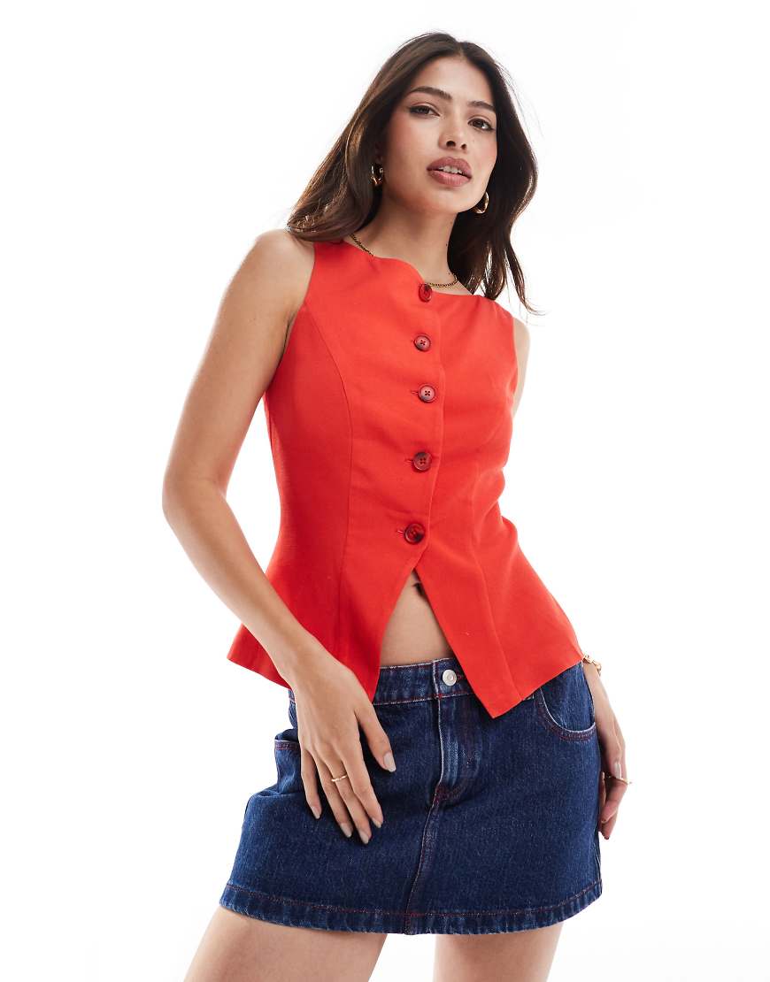 ASOS DESIGN - Longline-Weste aus rotem Leinenmix ASOS DESIGN - Longline-Weste aus rotem Leinenmix von ASOS DESIGN