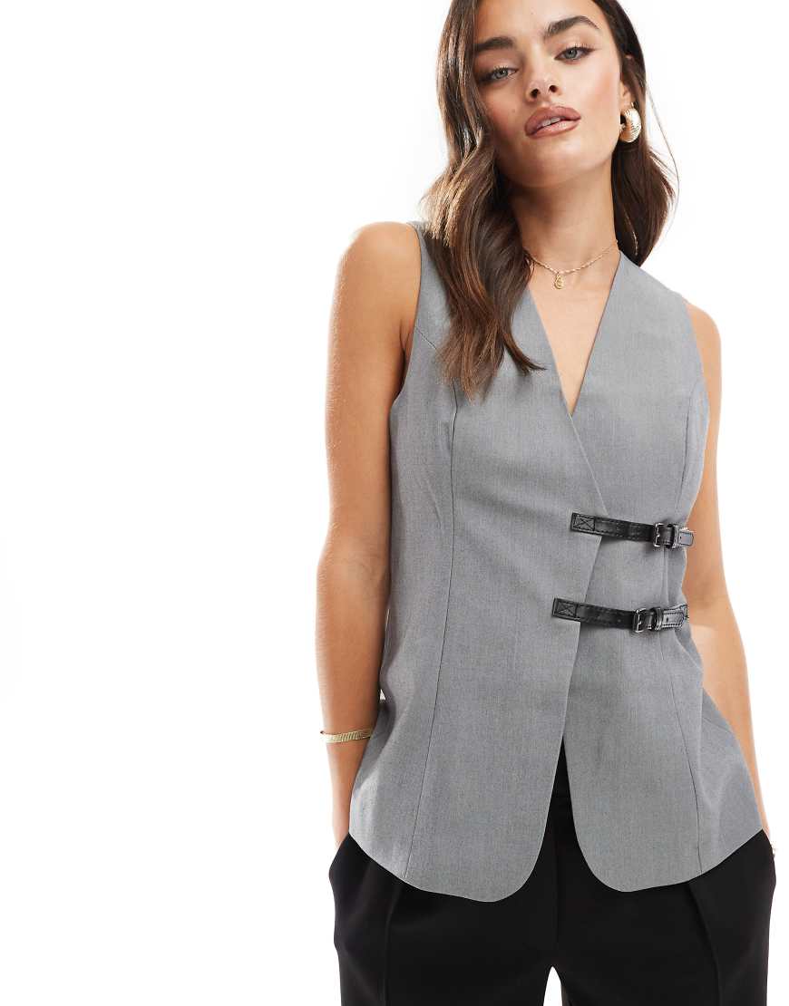 ASOS DESIGN - Longline-Weste in Grau mit Gürtel ASOS DESIGN - Longline-Weste in Grau mit Gürtel von ASOS DESIGN