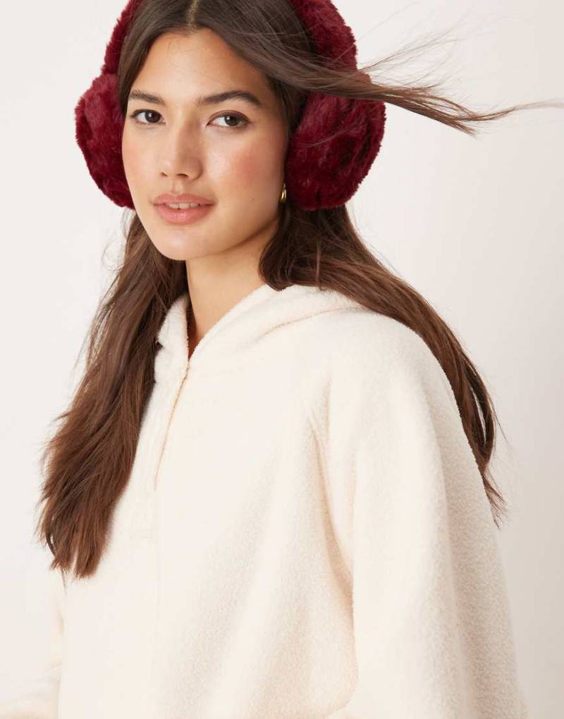 ASOS DESIGN - Lounge-Kapuzenpullover aus Microfleece in Cremeweiß-Blau von ASOS DESIGN