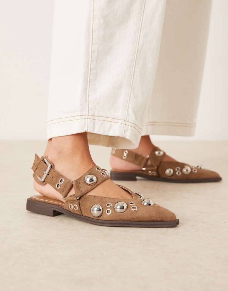 ASOS DESIGN - Luxor - Mary-Jane-Ballerinas aus Wildlederimitat in Sandbeige-Neutral von ASOS DESIGN