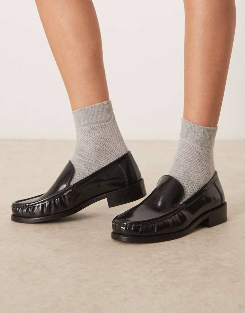 ASOS DESIGN - Marcel - Hochwertige, schlichte Leder-Loafer in Schwarz von ASOS DESIGN