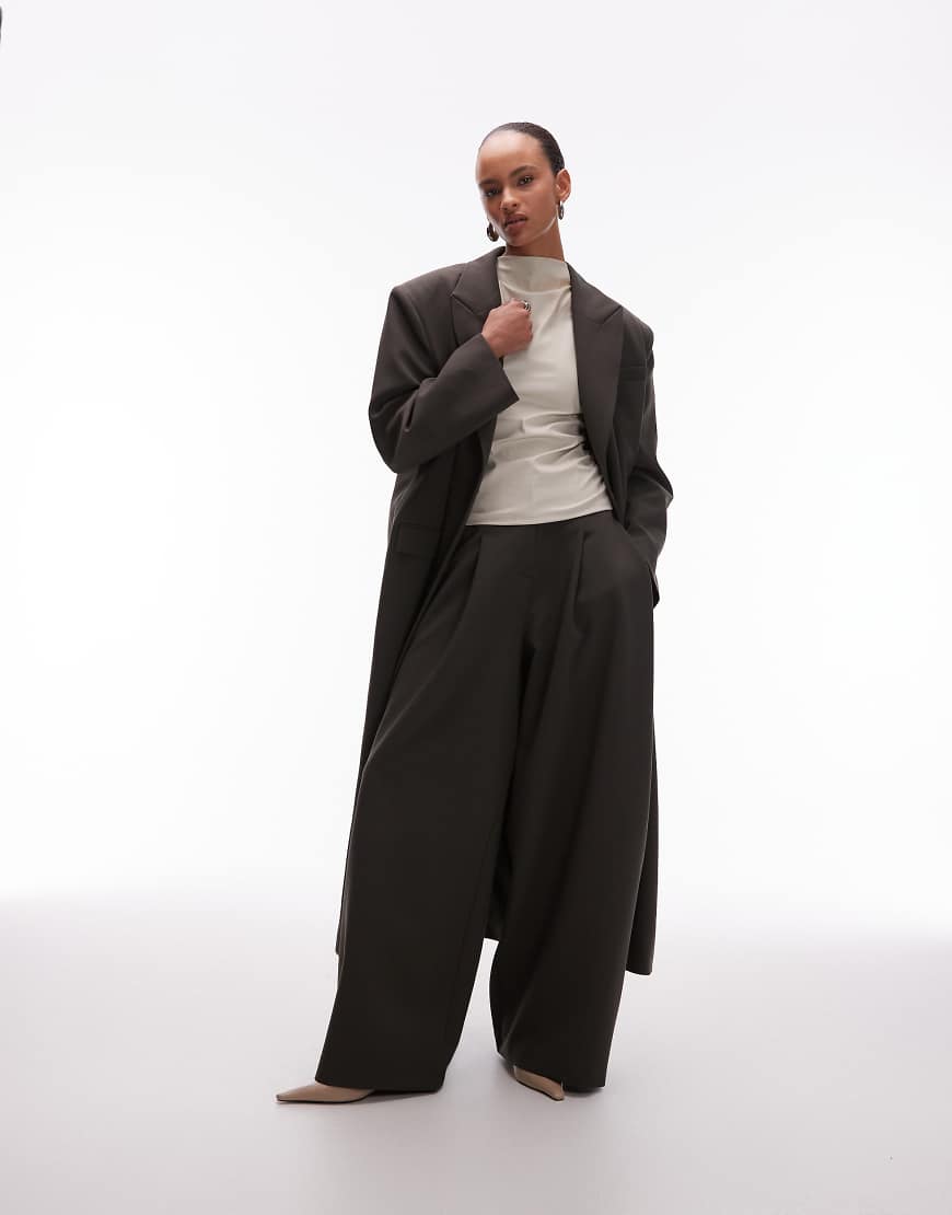 ASOS DESIGN - Maskuliner Oversize-Maxiblazer in Oliv-Grün von ASOS DESIGN