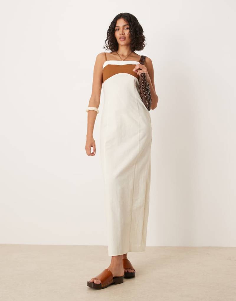 ASOS DESIGN - Maxi-Trägerkleid aus Baumwoll-Leinen in Neutral mit Blockfarben-Details von ASOS DESIGN