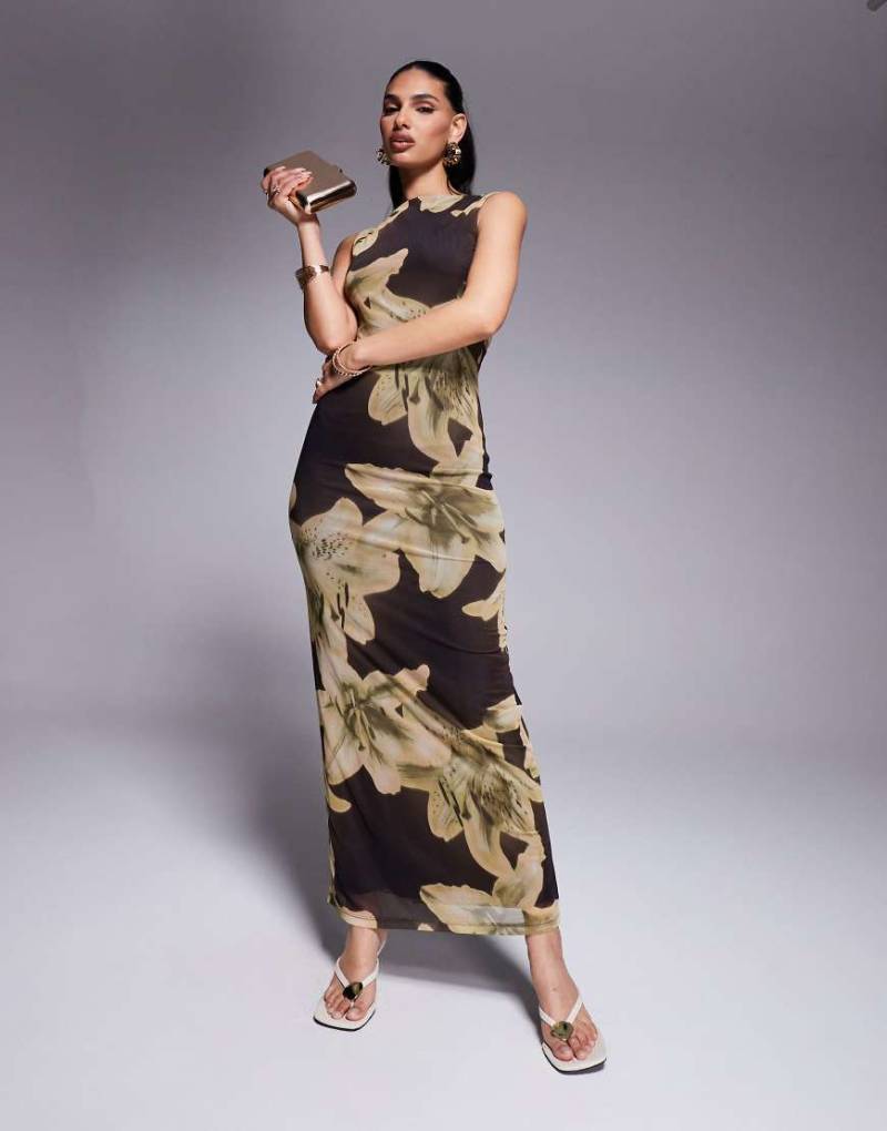 ASOS DESIGN - Maxikleid aus Netzstoff in Braun mit übergroßem Blumenmuster und U-Boot-Ausschnitt von ASOS DESIGN