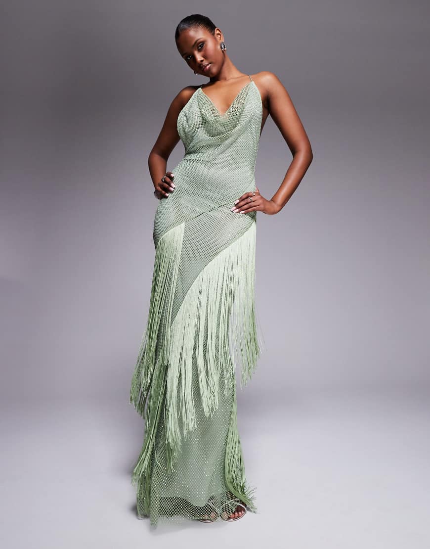 ASOS DESIGN - Maxikleid aus Netzstoff in Pistaziengrün mit Strassverzierung, Wasserfallausschnitt und Fransen ASOS DESIGN - Maxikleid aus Netzstoff in Pistaziengrün mit Strassverzierung, Wasserfallausschnitt und Fransen von ASOS DESIGN