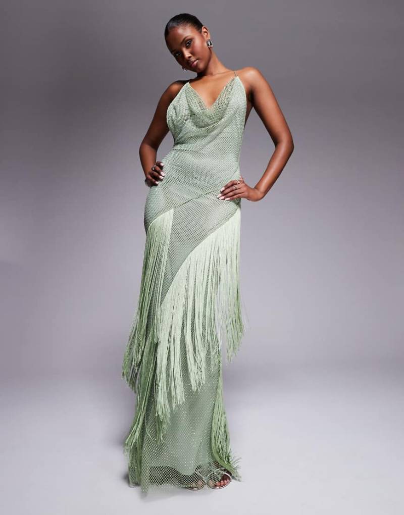 ASOS DESIGN - Maxikleid aus Netzstoff in Pistaziengrün mit Strassverzierung, Wasserfallausschnitt und Fransen ASOS DESIGN - Maxikleid aus Netzstoff in Pistaziengrün mit Strassverzierung, Wasserfallausschnitt und Fransen von ASOS DESIGN