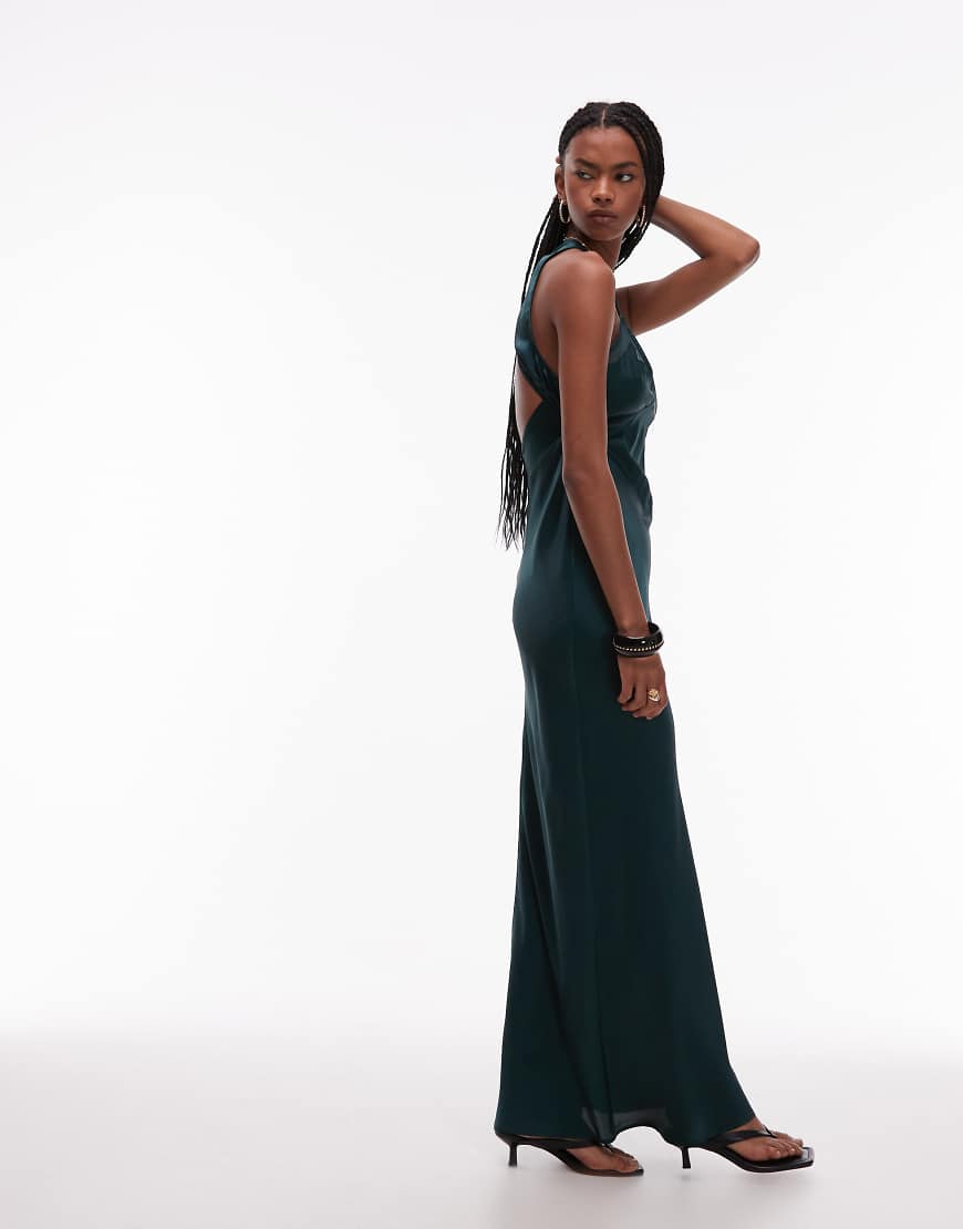 ASOS DESIGN - Maxikleid aus Satin in Dunkelgrün mit Einsätzen und asymmetrischem Rücken von ASOS DESIGN