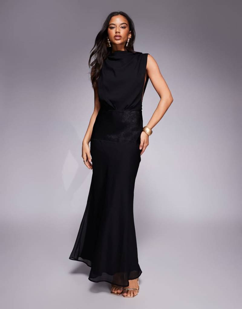 ASOS DESIGN - Maxikleid aus Satin in Schwarz mit Bahnendesign und Stehkragen von ASOS DESIGN
