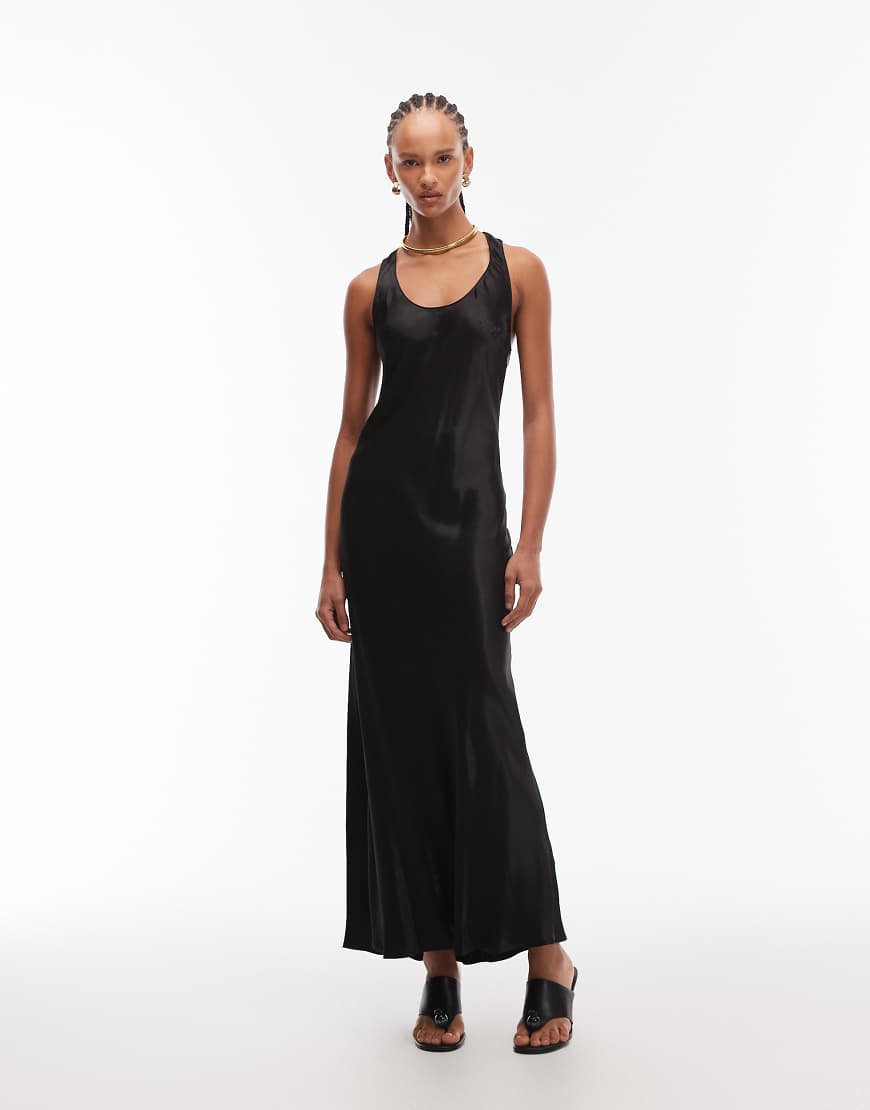 ASOS DESIGN - Maxikleid aus Satin in Schwarz mit U-Ausschnitt von ASOS DESIGN