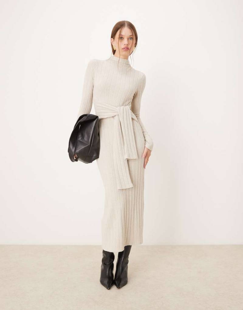 ASOS DESIGN - Maxikleid aus flauschigem Grobstrick mit gewickelter Taille-Weiß von ASOS DESIGN