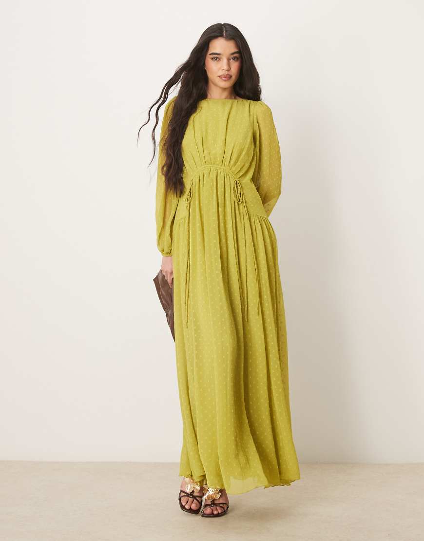 ASOS DESIGN - Maxikleid aus genopptem Stoff in Pastellgrün mit Tunnelzug-Detail-Blau von ASOS DESIGN