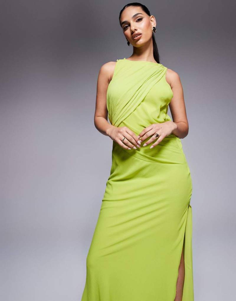 ASOS DESIGN - Maxikleid aus strukturiertem Chiffon in Grün mit asymmetrischer Drapierung von ASOS DESIGN