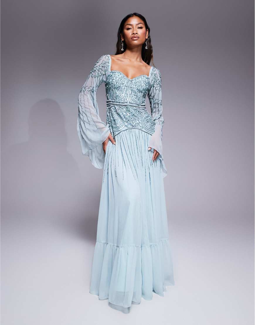 ASOS DESIGN - Maxikleid in Aquablau mit ausgestellten Ärmeln und auffälliger Verzierung-Grün von ASOS DESIGN