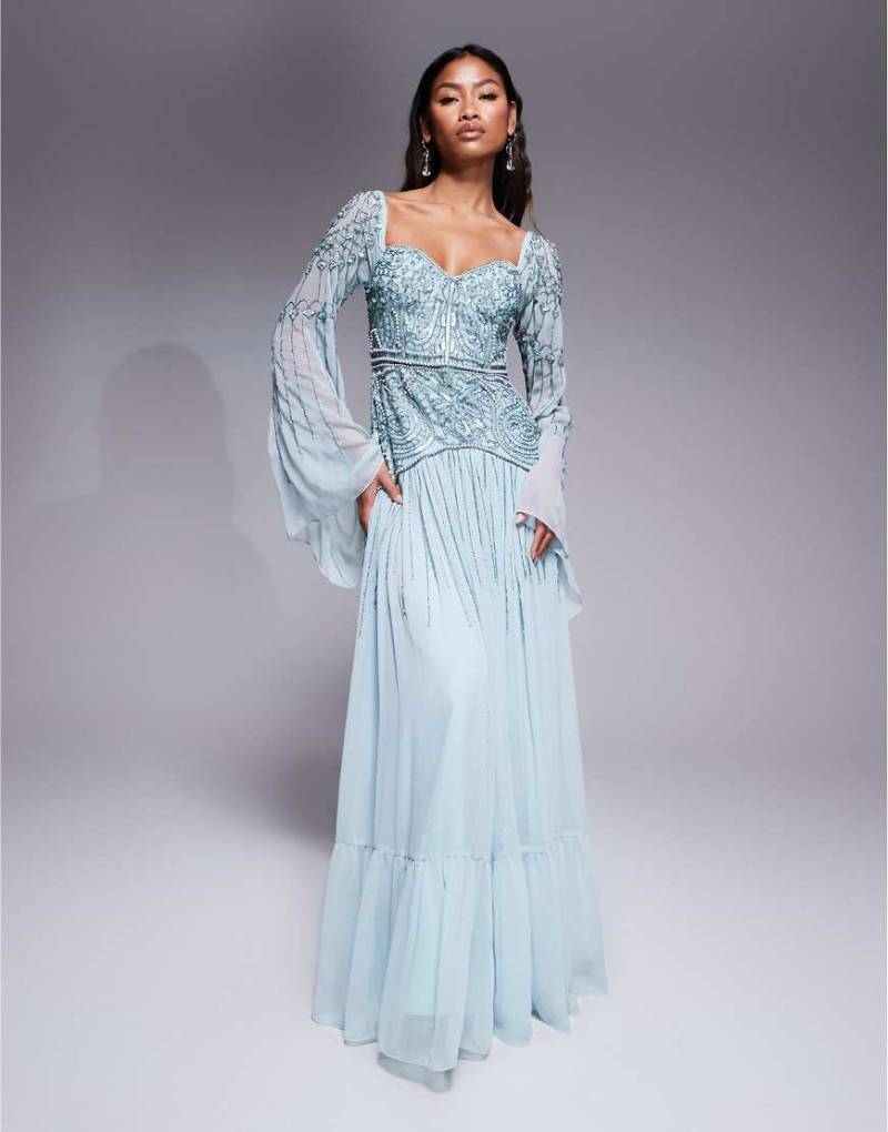 ASOS DESIGN - Maxikleid in Aquablau mit ausgestellten Ärmeln und auffälliger Verzierung-Grün von ASOS DESIGN