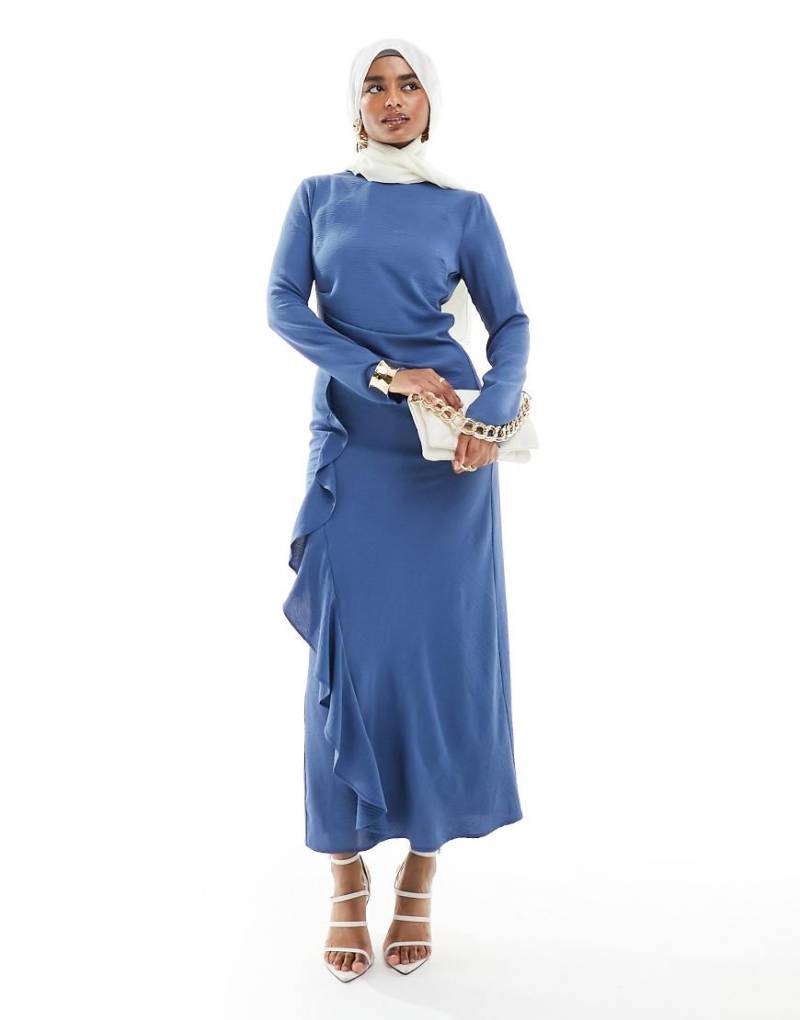 ASOS DESIGN - Maxikleid in Blau mit geraffter Taille und asymmetrischem Saum ASOS DESIGN - Maxikleid in Blau mit geraffter Taille und asymmetrischem Saum von ASOS DESIGN