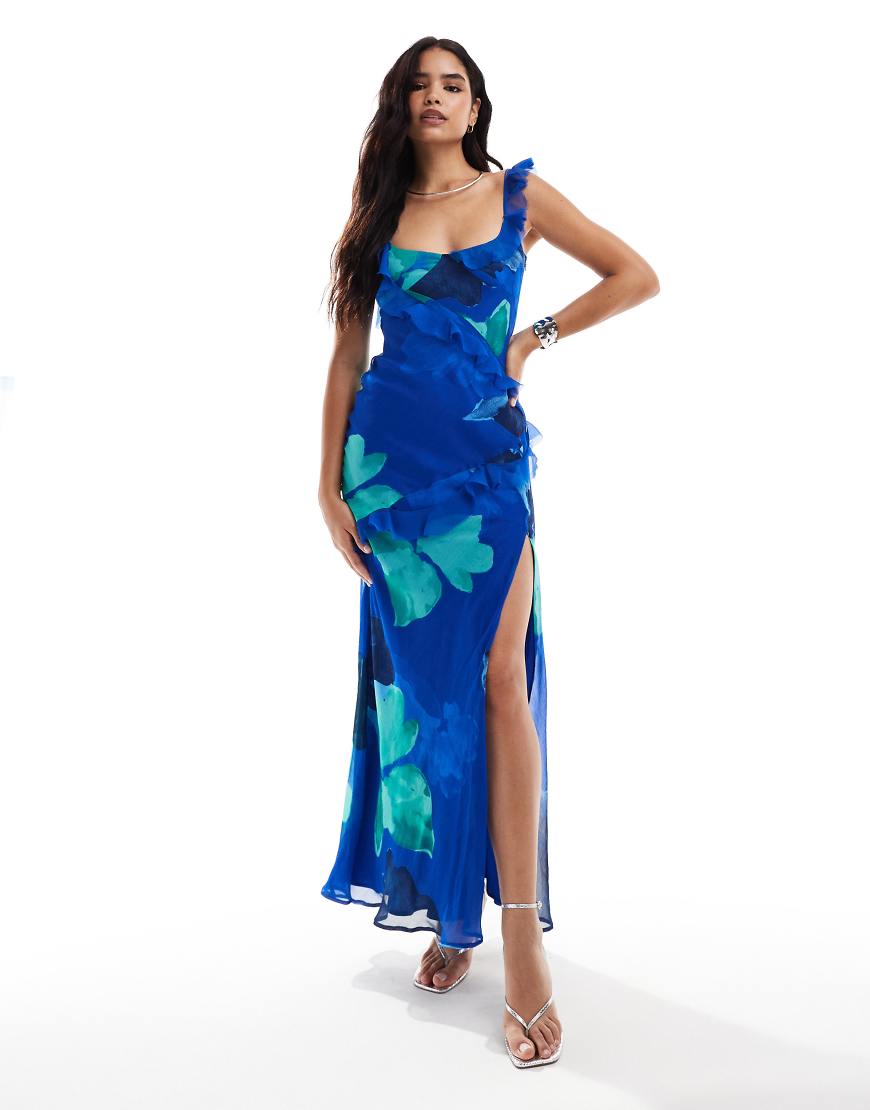 ASOS DESIGN - Maxikleid in Blau mit markantem Blumenmuster, unverarbeitetem Saum, Rüschen und Bindedetail am Rücken-Bunt ASOS DESIGN - Maxikleid in Blau mit markantem Blumenmuster, unverarbeitetem Saum, Rüschen und Bindedetail am Rücken-Bunt von ASOS DESIGN