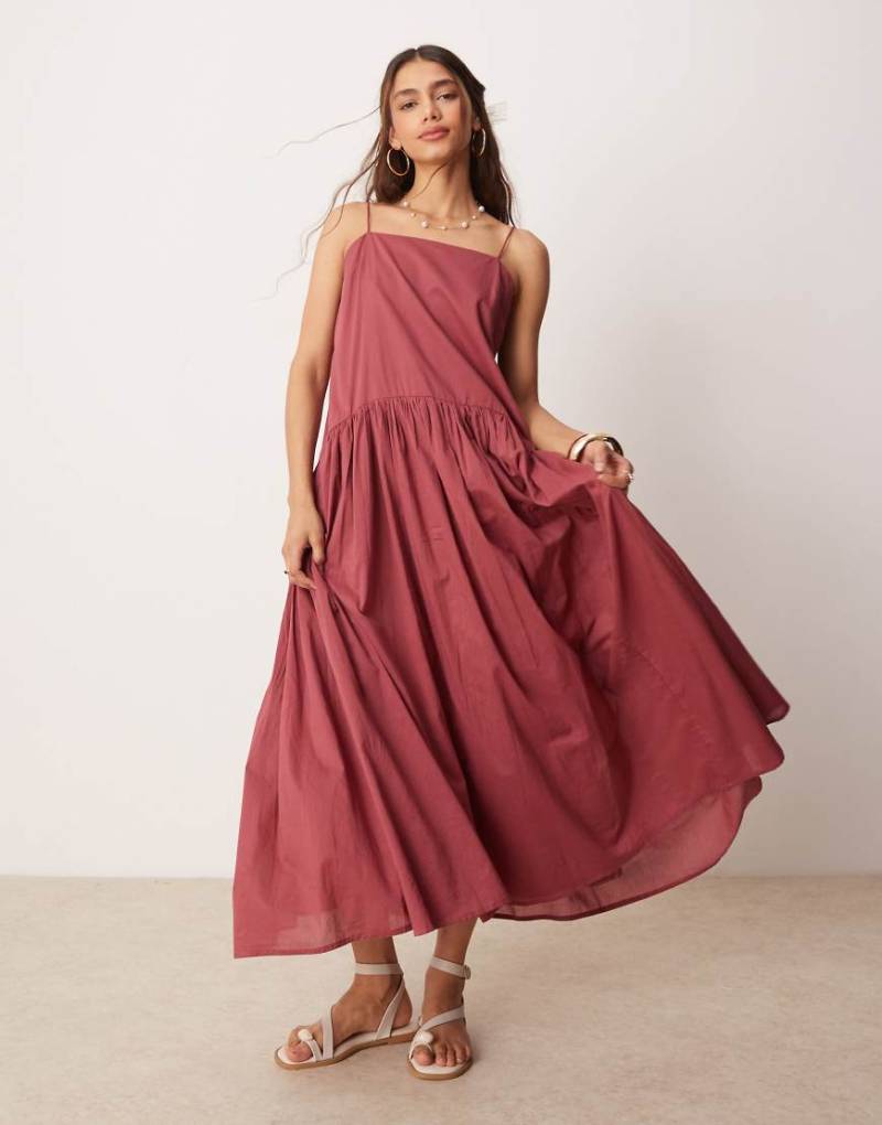 ASOS DESIGN - Maxikleid in Burgunderrot mit tief angesetzter Taille von ASOS DESIGN