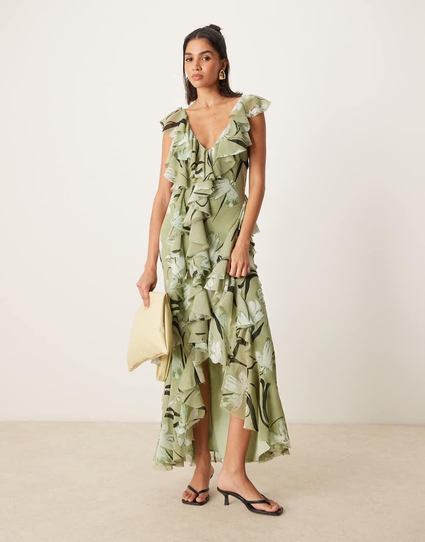 ASOS DESIGN - Maxikleid in Grün geblümt mit Rüschen, Rückenausschnitt und Schrägschnitt-Bunt von ASOS DESIGN