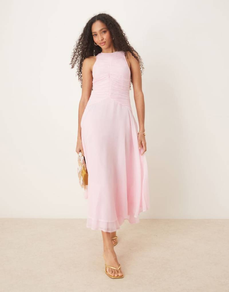 ASOS DESIGN - Maxikleid in Hellrosa mit Racerneck-Design, gerafftem Oberteil und tiefer Taille von ASOS DESIGN