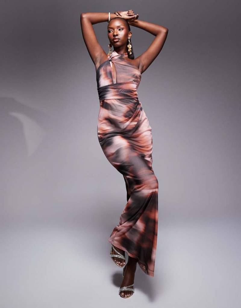 ASOS DESIGN - Maxikleid in Rosa mit vorne überkreuztem Neckholder-Design und verschwommenem Muster-Bunt ASOS DESIGN - Maxikleid in Rosa mit vorne überkreuztem Neckholder-Design und verschwommenem Muster-Bunt von ASOS DESIGN