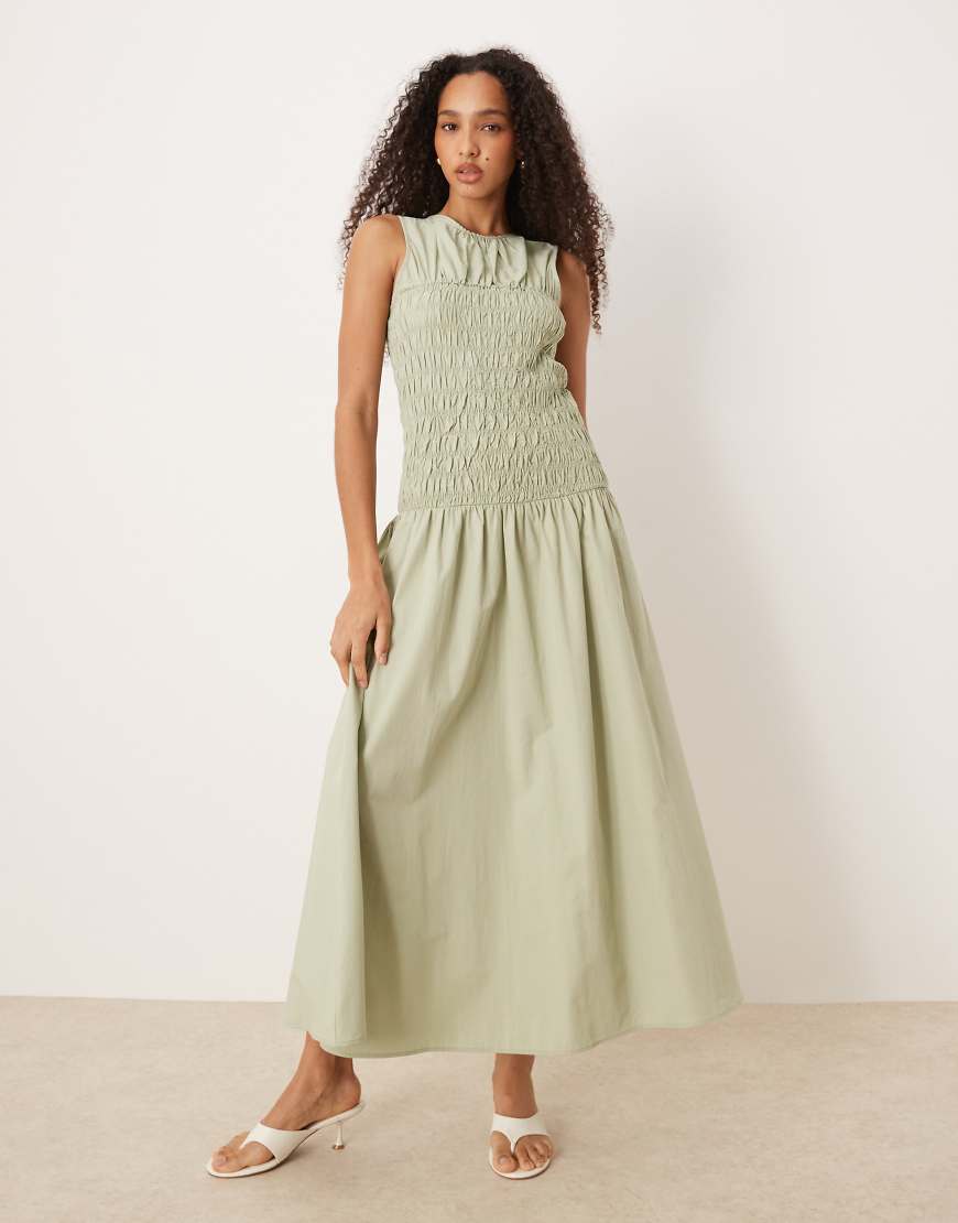 ASOS DESIGN - Maxikleid in Salbeigrün mit gesmokter Taille von ASOS DESIGN