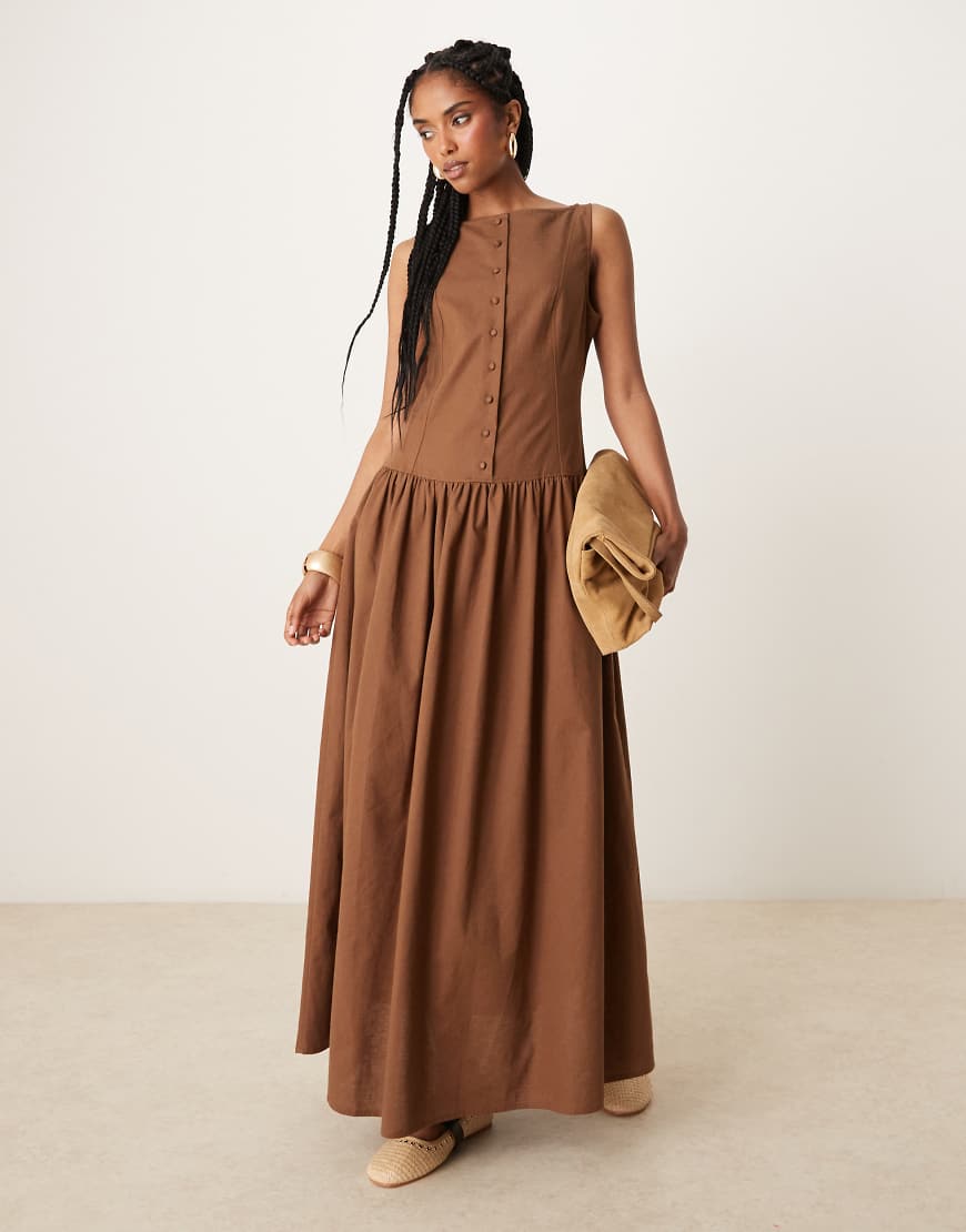 ASOS DESIGN - Maxikleid in Schokobraun mit tief angesetzter Taille, U-Boot-Ausschnitt und Knopfleiste ASOS DESIGN - Maxikleid in Schokobraun mit tief angesetzter Taille, U-Boot-Ausschnitt und Knopfleiste von ASOS DESIGN