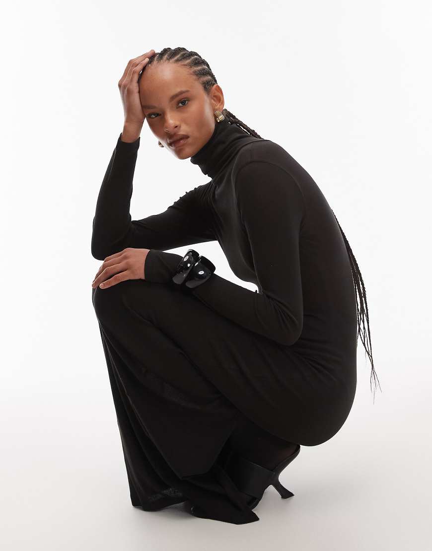 ASOS DESIGN - Maxikleid in Schwarz mit Rollkragen von ASOS DESIGN