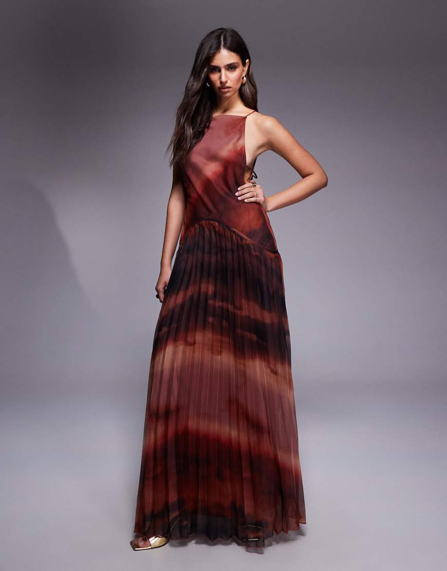 ASOS DESIGN - Maxikleid mit Farbverlauf, Plisseerock, eckigem Ausschnitt und tiefer Taille-Bunt von ASOS DESIGN