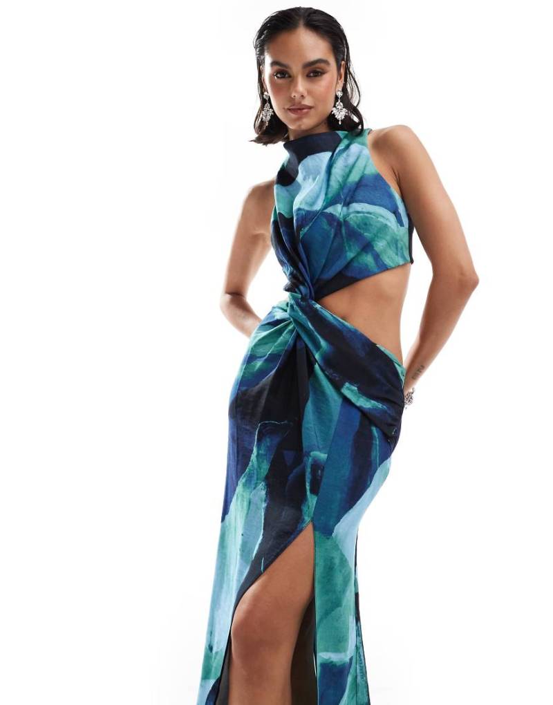 ASOS DESIGN - Maxikleid mit Racerrücken und verdrehtem Detail in Blau mit abstraktem Print-Bunt von ASOS DESIGN