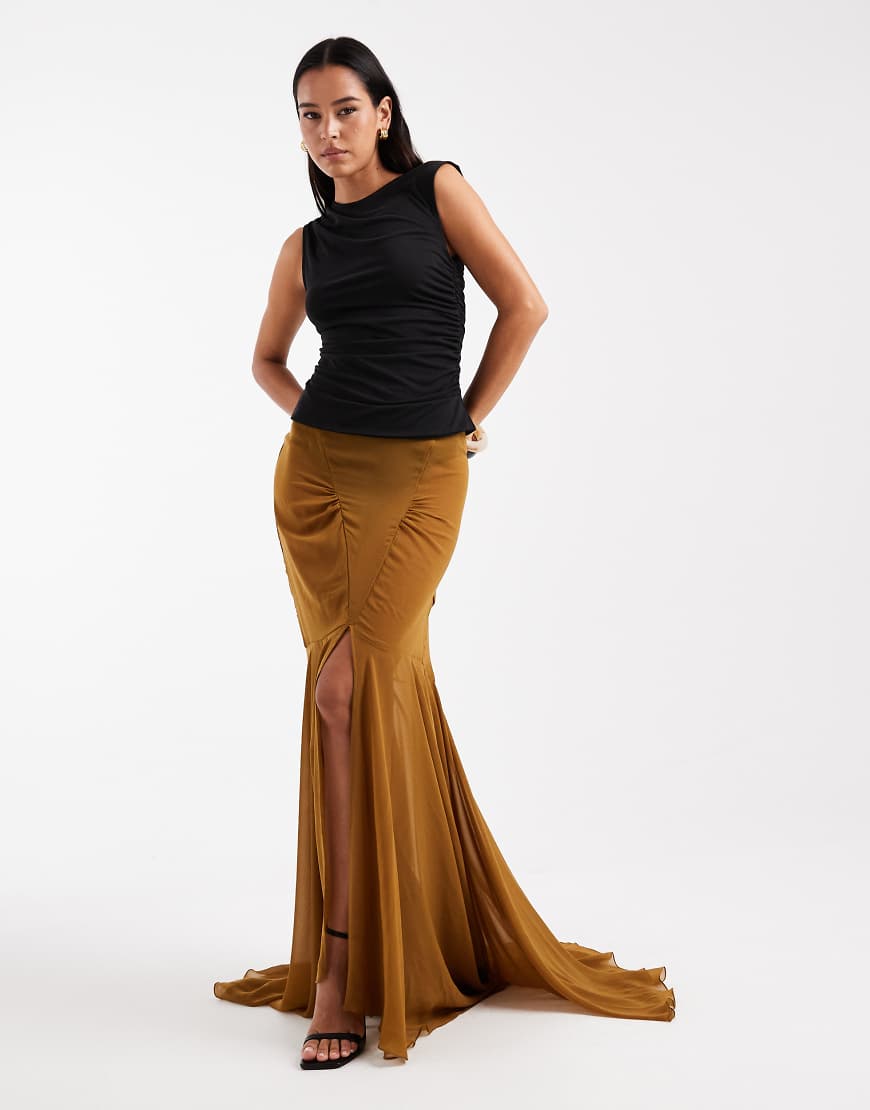 ASOS DESIGN - Maxirock aus Chiffon in Ocker mit Schleppe-Gelb von ASOS DESIGN