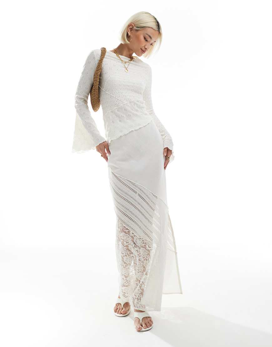 ASOS DESIGN - Maxirock in Creme mit Patchwork-Design in Leinenoptik und Spitze-Bunt ASOS DESIGN - Maxirock in Creme mit Patchwork-Design in Leinenoptik und Spitze-Bunt von ASOS DESIGN