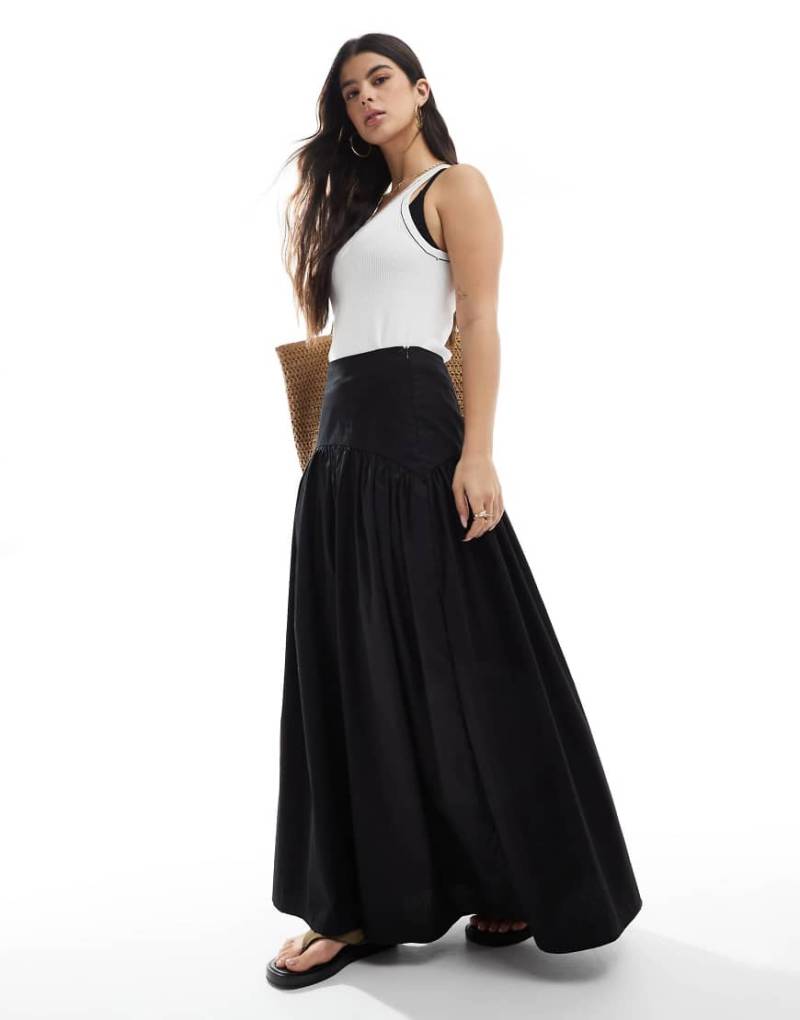 ASOS DESIGN - Maxirock in Schwarz mit tiefer Taille von ASOS DESIGN