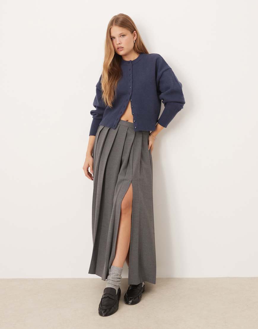 ASOS DESIGN - Maxirock in meliertem Grau mit Falten ASOS DESIGN - Maxirock in meliertem Grau mit Falten von ASOS DESIGN