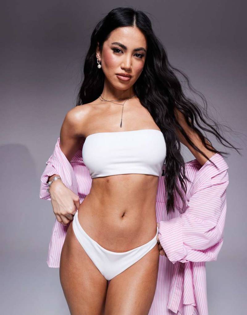 ASOS DESIGN - Maya - Mix and Match - Tanga-Bikinihose in Weiß mit hohem Beinausschnitt von ASOS DESIGN